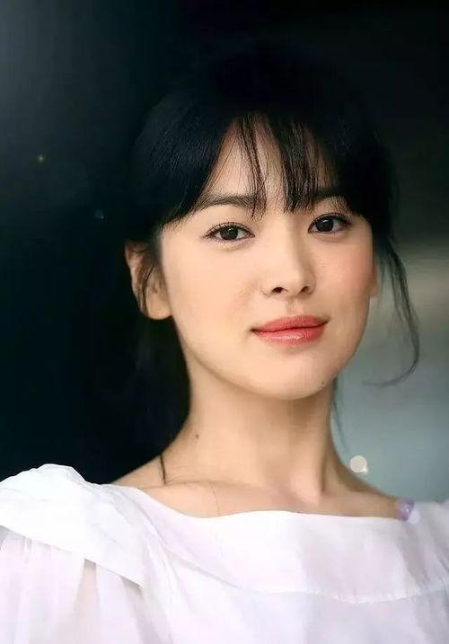 宋慧乔吃瓜视频贴吧,网友热议其真实生活